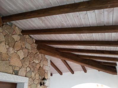 tetto in legno sbiancato castiadas